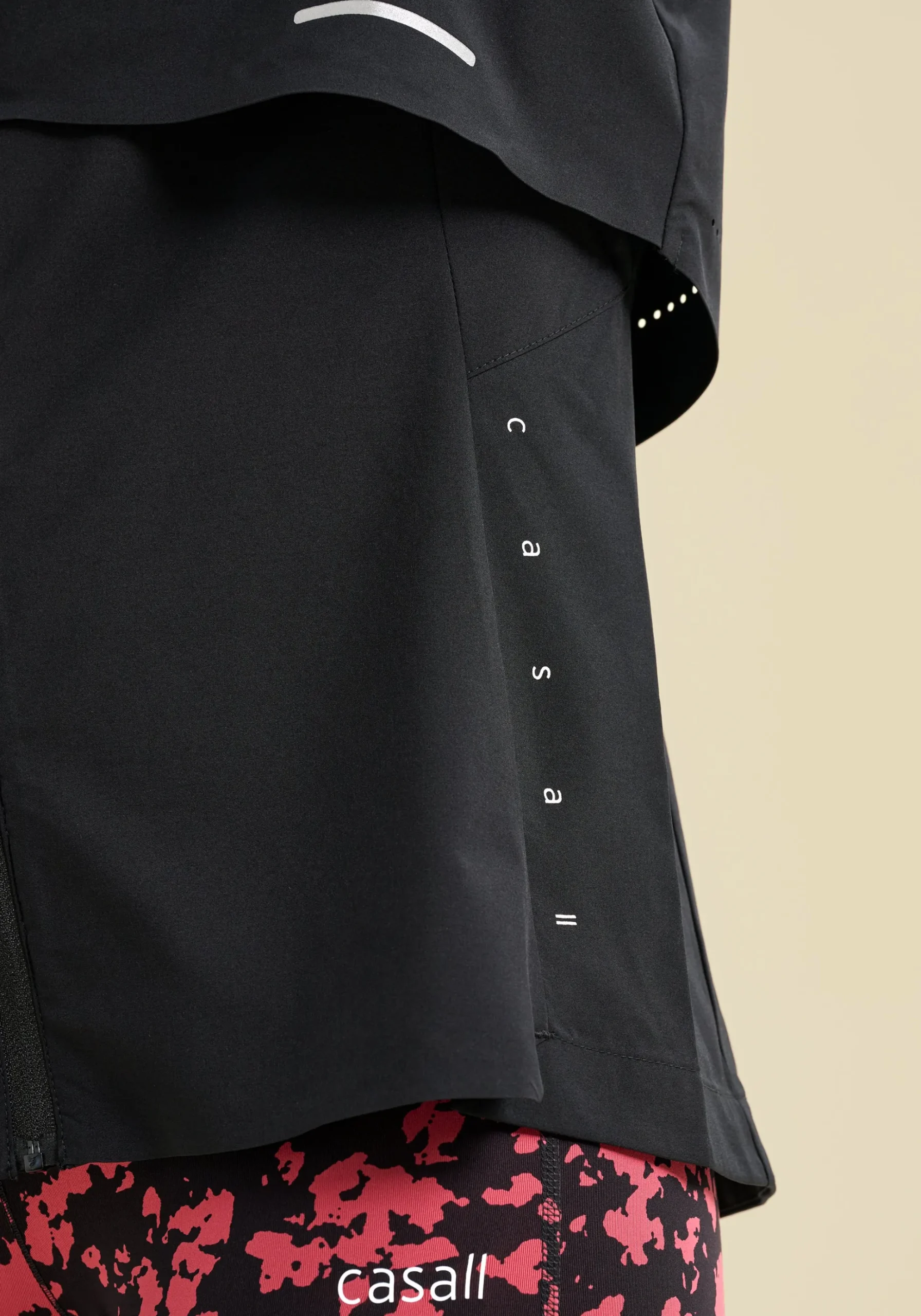 Dynamic Windbreaker Jacket - Black
