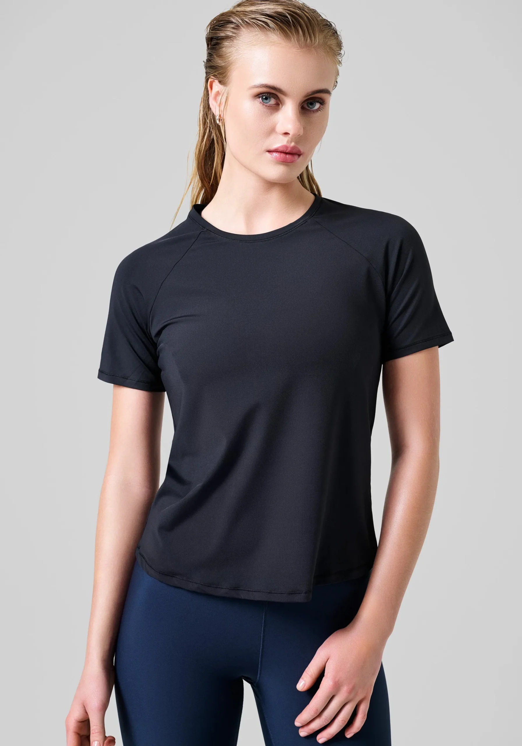 Essential Tee - Black