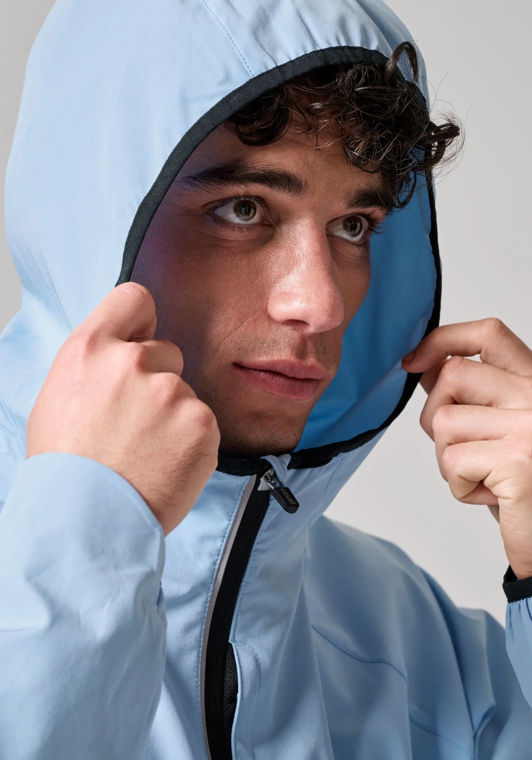 M Dynamic Windbreaker Anorak - Sky Blue