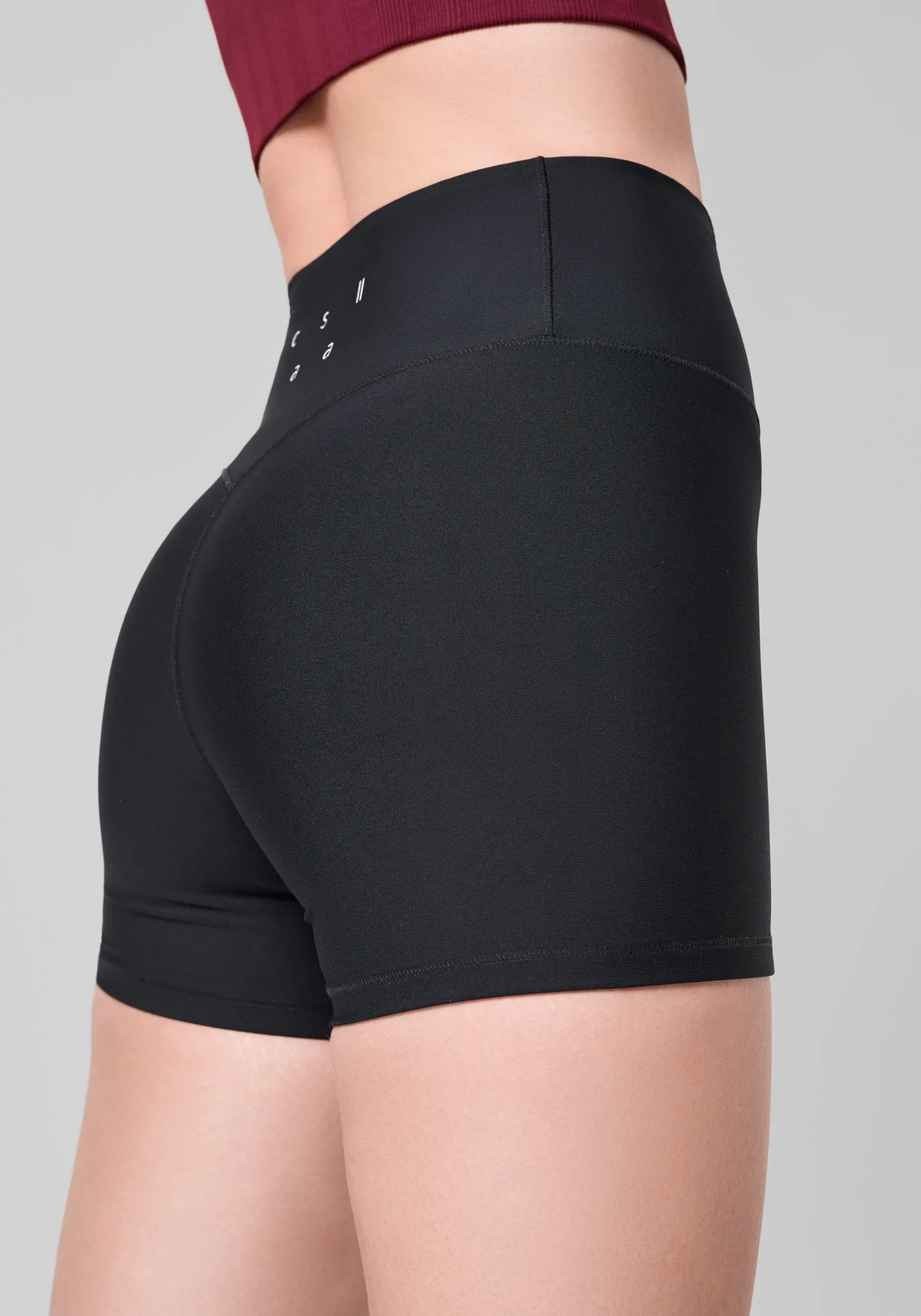 Ultra High Waist Hot Pant - Black